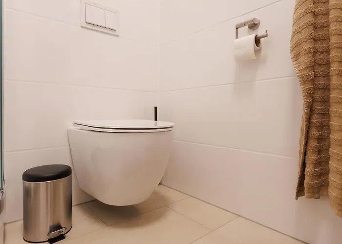 Renovated With Free Parking & Ac Апартаменти Відень